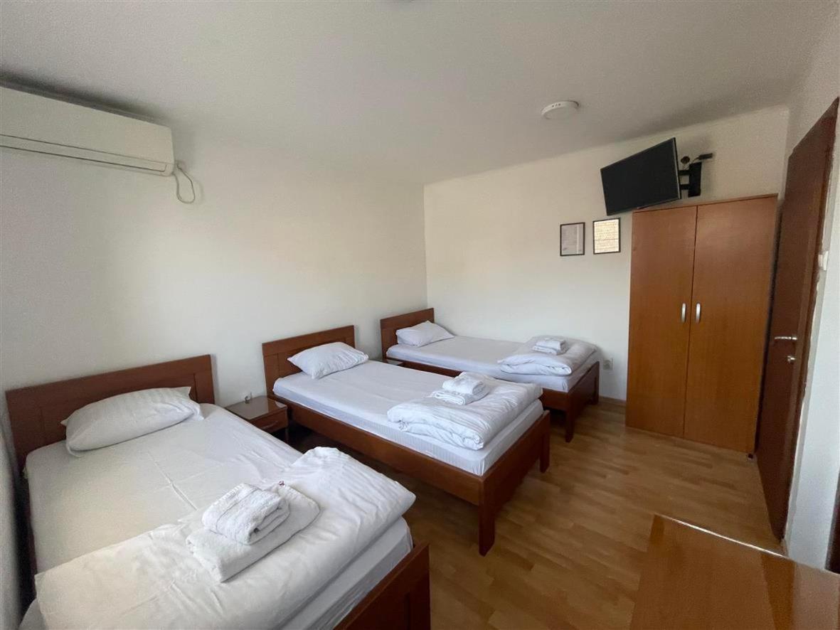 Rooms Gat Subotica Eksteriør billede